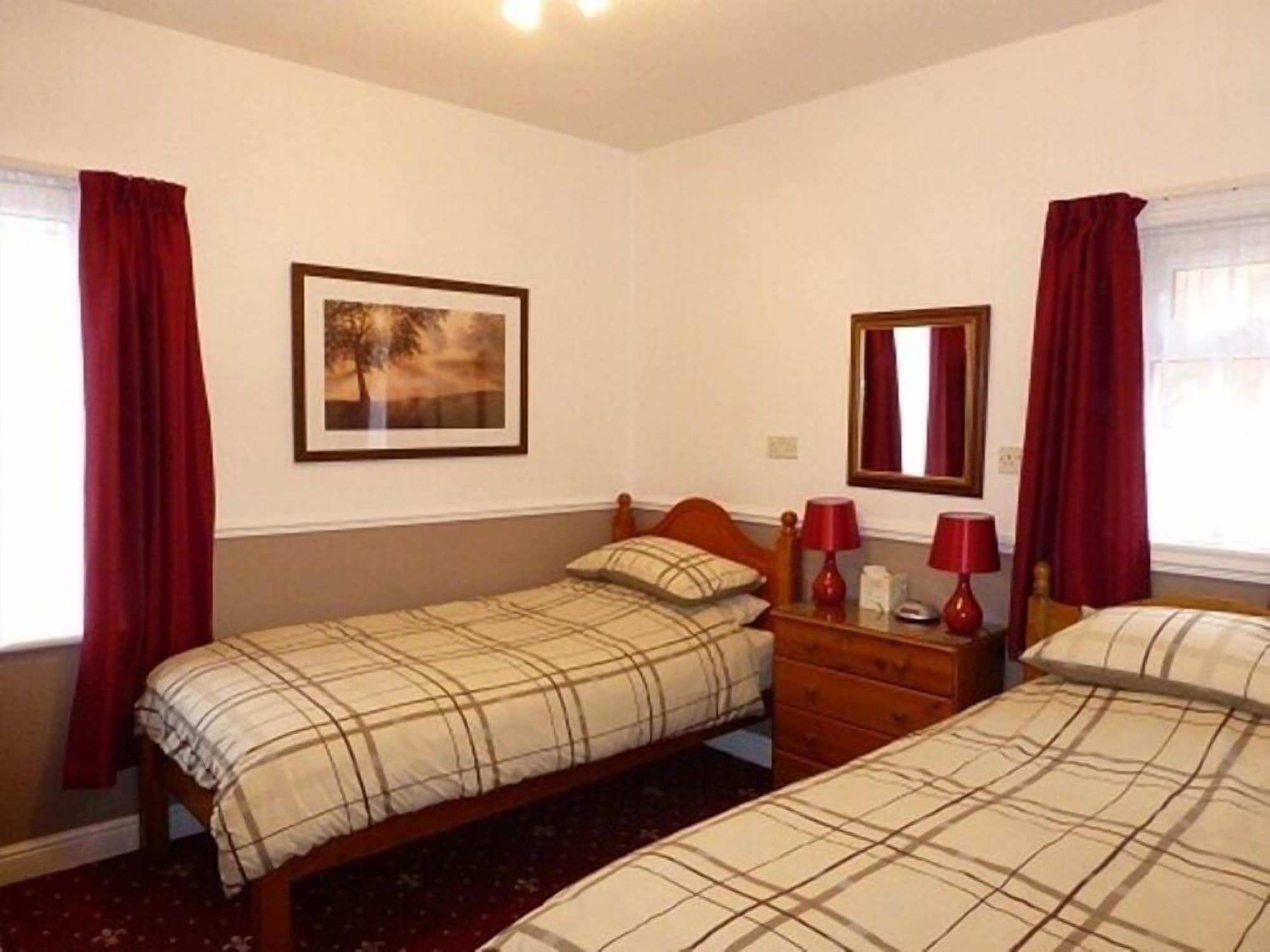 The Meltham Guest House Scarborough Exterior photo